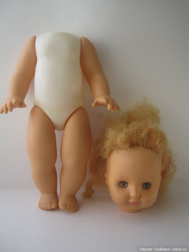 Кто она, кукла с серыми глазами
