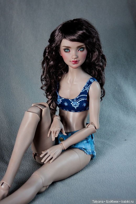 YouplaDolls откроет преордер на Тамару