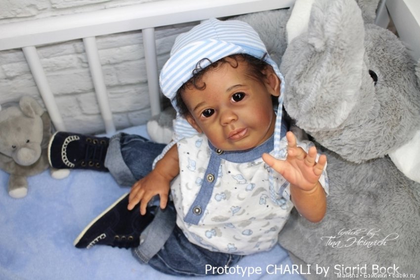 Charli скульптор Sigrid Bock, автор прототипа Tina Heinrich