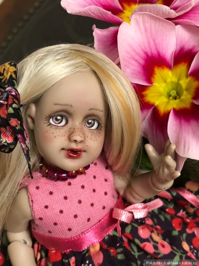 "Sunshine" 15 см. В руках любимой мамы (фото 5)