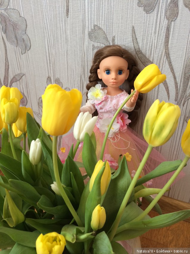 Один букет и две куклы — Разные шарнирные куклы (не БЖД): редкие (фото 5)