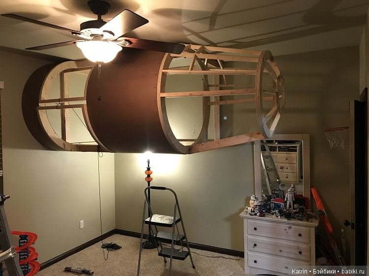 Любящий отец построил космический корабль для сына (фото 2)