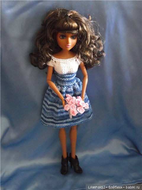 Вязанное платьице приталинного силуета для Moxie Teenz (фото 2)