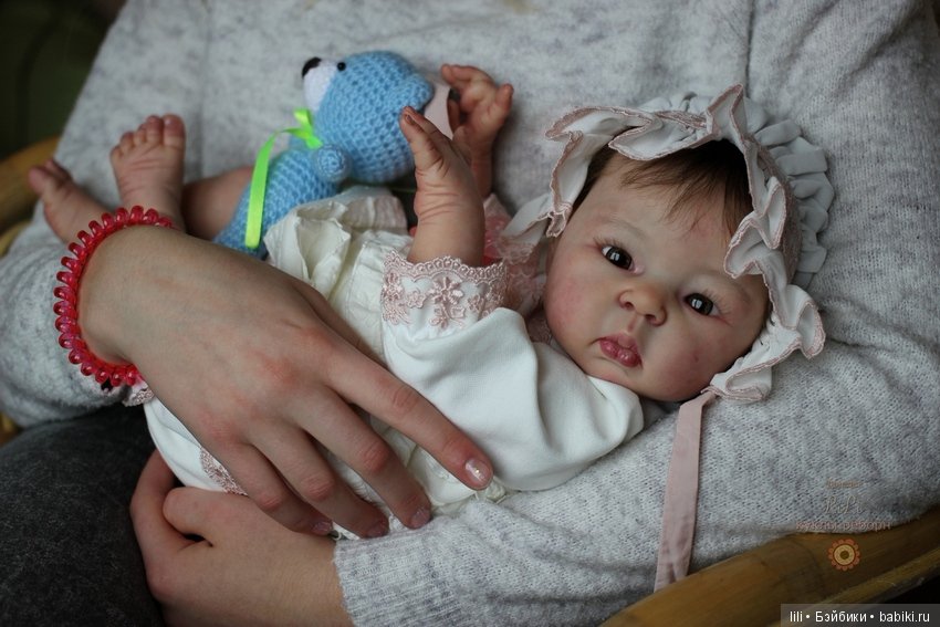 Азиаточка Suu Kyi, скульптор Adrie Stoete (фото 7)