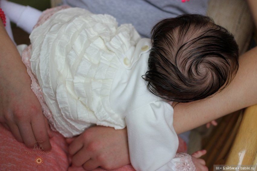 Азиаточка Suu Kyi, скульптор Adrie Stoete