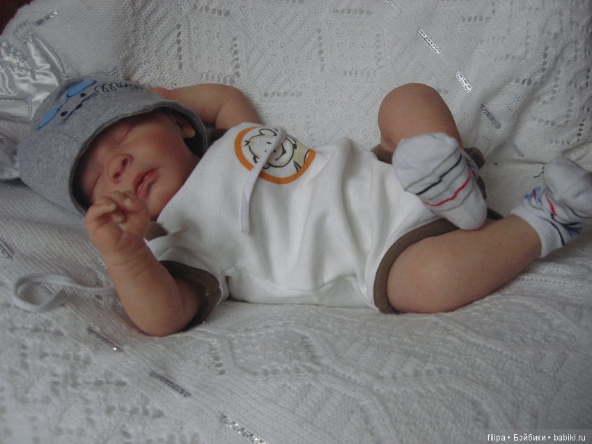 Малышочек Арсений, молд Realborn Joseph Asleep от скульптора Denise Pratt (фото 8)