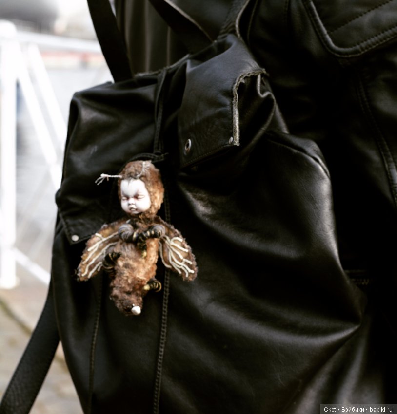 Мотылек по жизни — Игрушки в смешанной технике (мех и глина): Арт (фото 2)