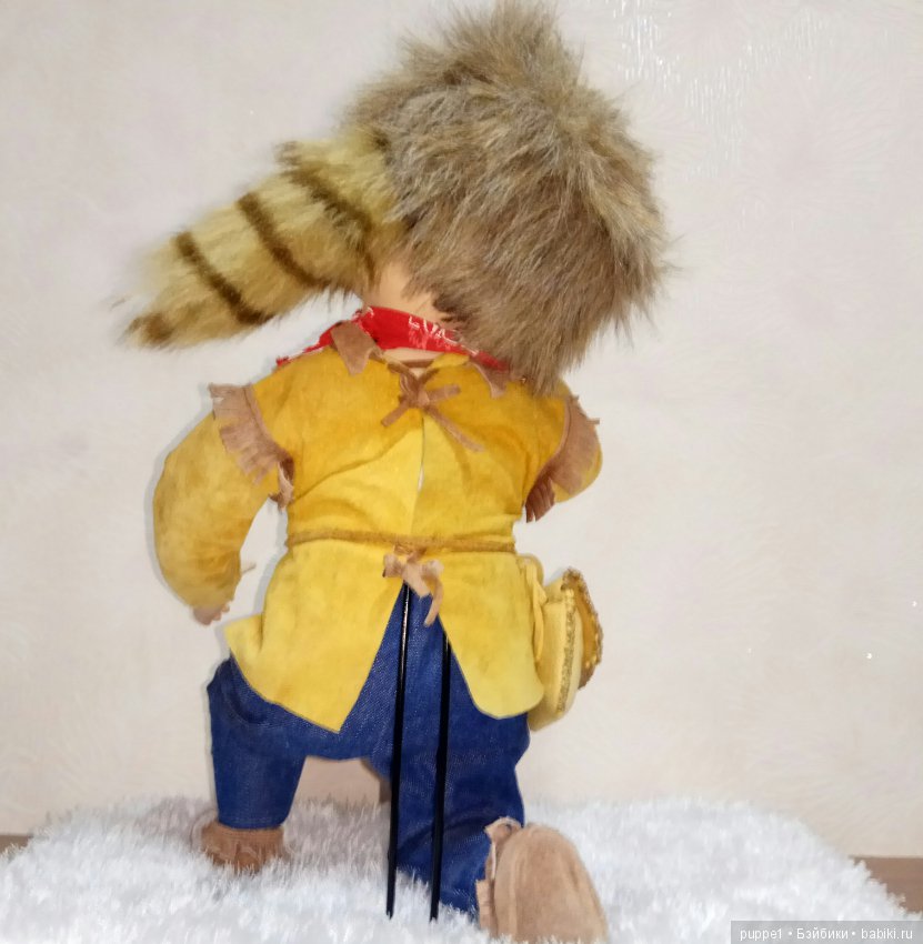 Помогите опознать возраст куклы