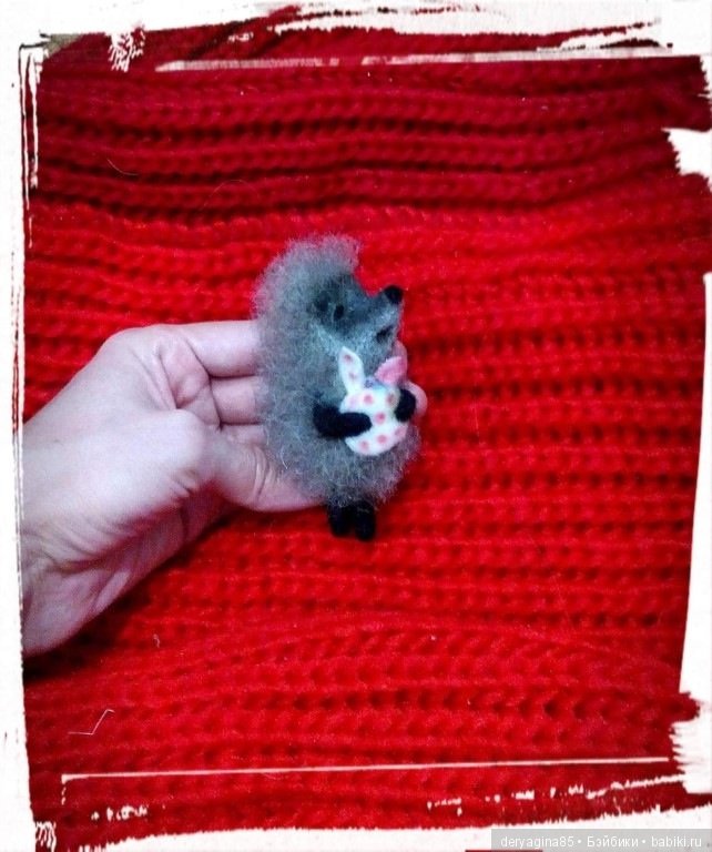 Брошь Ёжик в тумане — Валяные игрушки из шерсти: сухое валяние (фото 6)