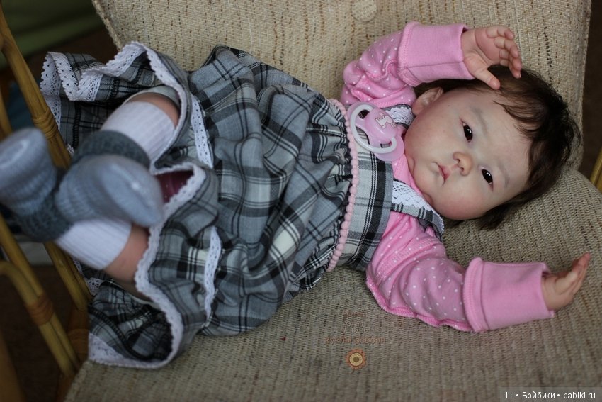 Азиаточка Анминг от скульптора Ping Lau