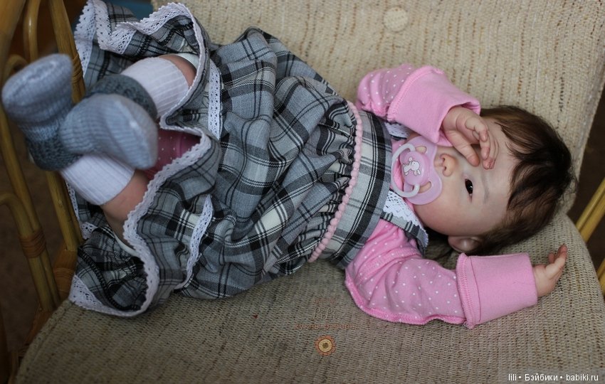 Азиаточка Анминг от скульптора Ping Lau