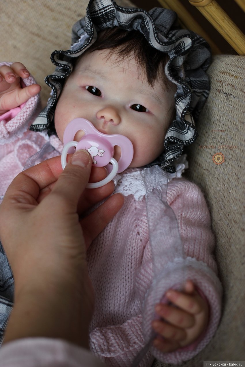 Азиаточка Анминг от скульптора Ping Lau