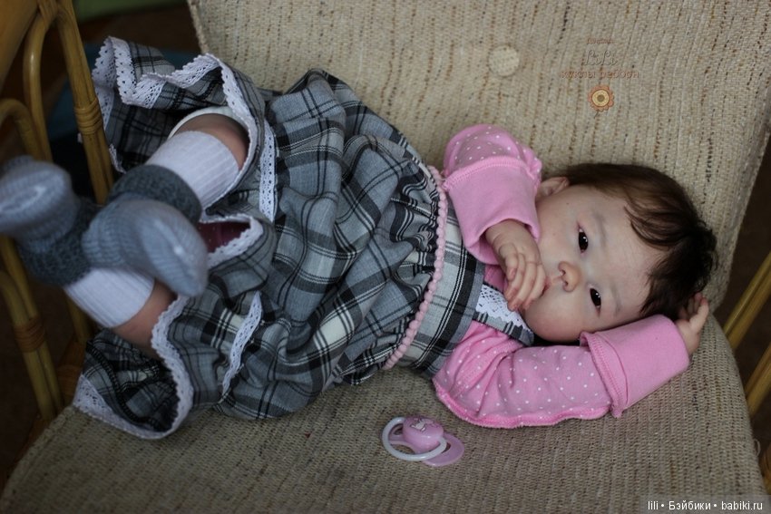 Азиаточка Анминг от скульптора Ping Lau