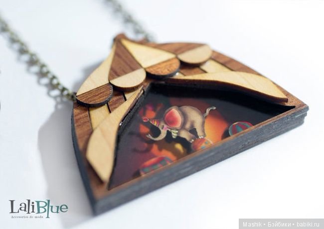 Деревянное украшения от Gemma Arnal Jericó