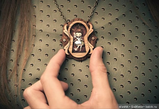 Деревянное украшения от Gemma Arnal Jericó (фото 8)