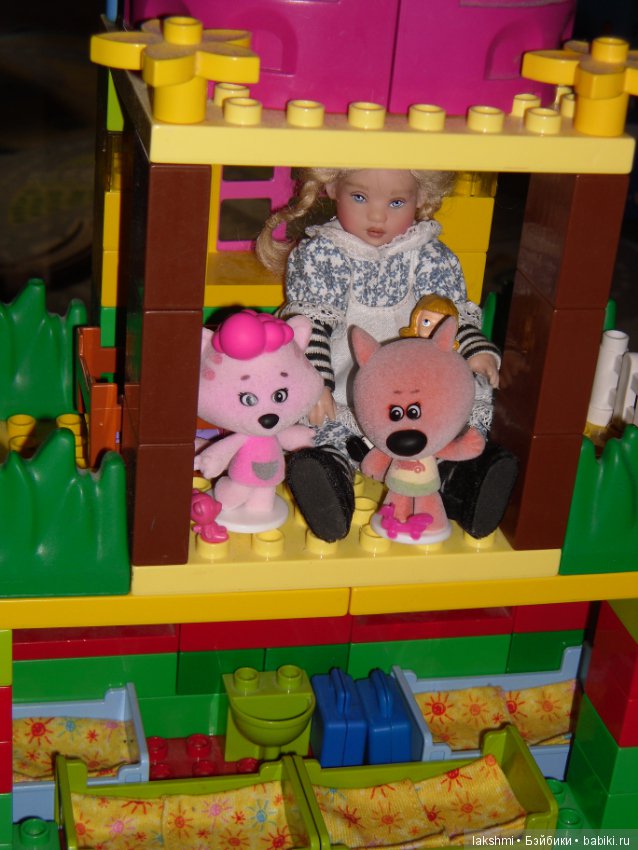 Санни. Почти Алиса в стране чудес