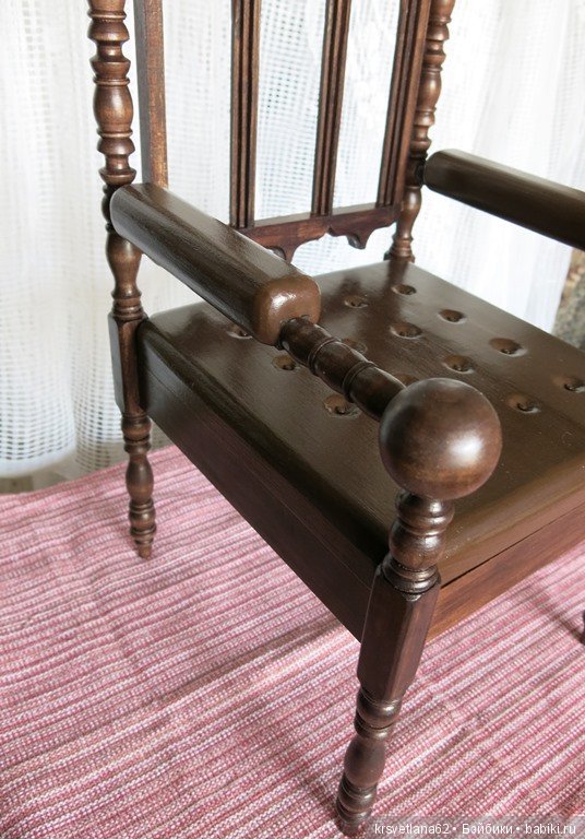 Трон в готическом стиле — Мебель для кукол и домиков: фото