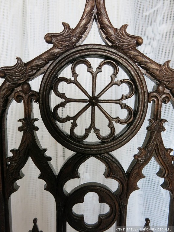 Трон в готическом стиле — Мебель для кукол и домиков: фото