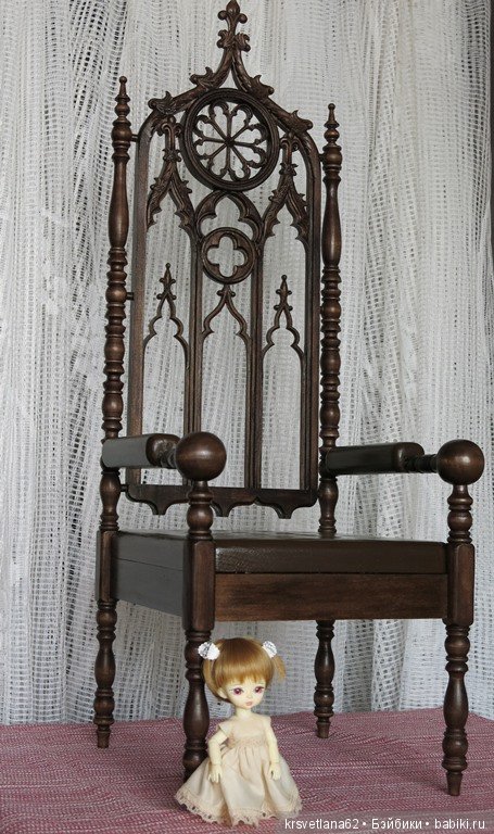 Трон в готическом стиле — Мебель для кукол и домиков: фото