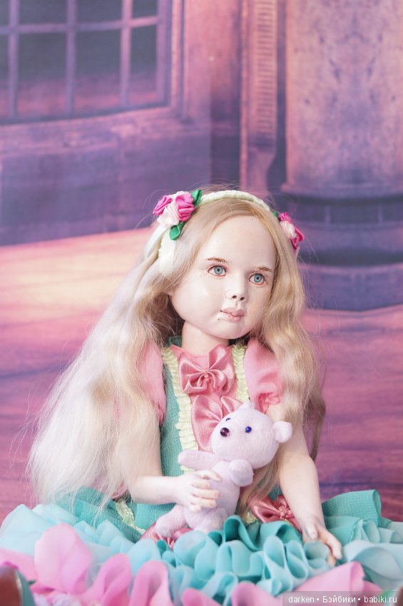 Фарфоровая почти шарнирная кукла (фото 7)