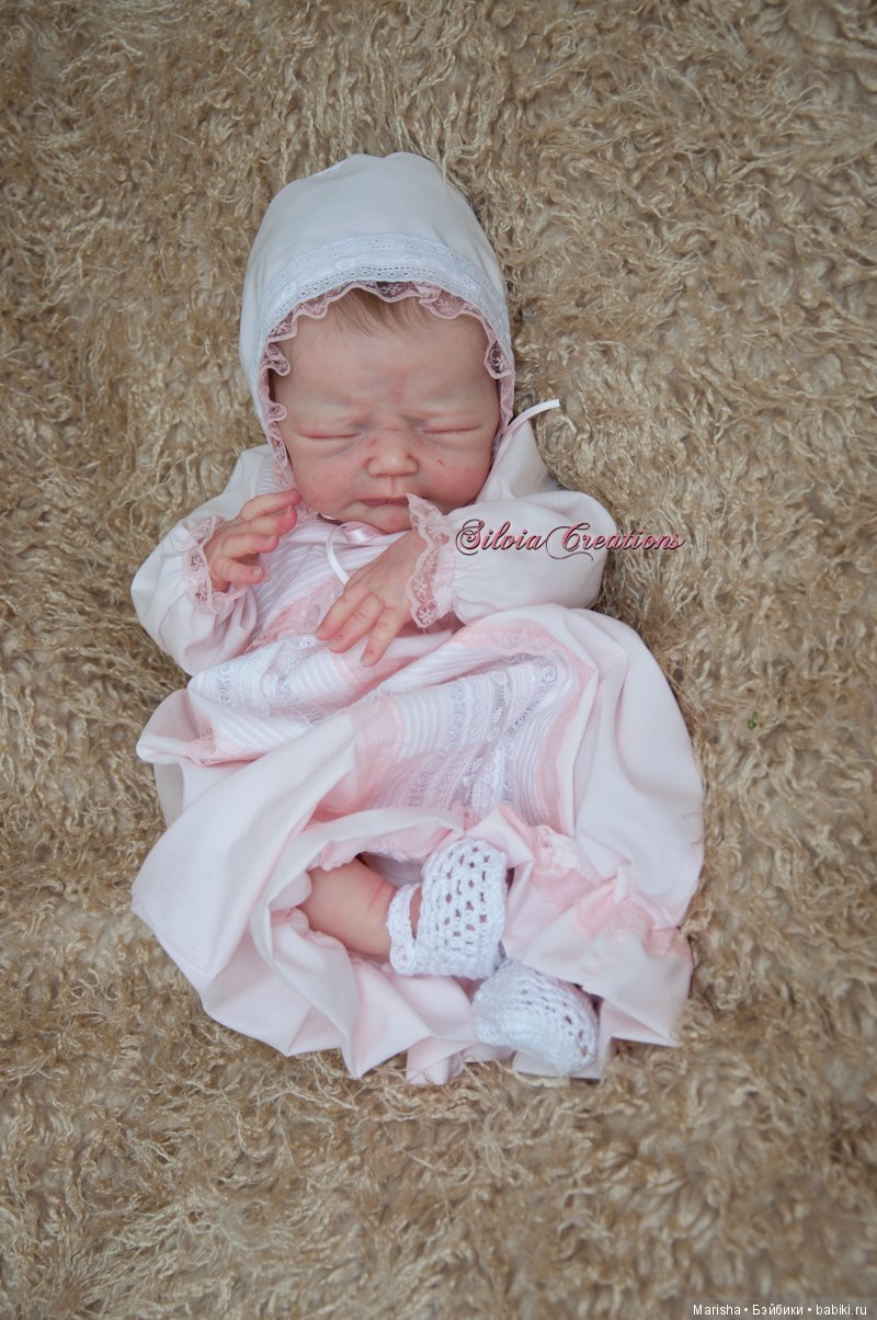 Lucia, скульптор Adrie Stoete, автор прототипа Silvia Ezquerra