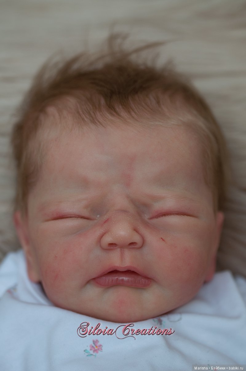 Lucia, скульптор Adrie Stoete, автор прототипа Silvia Ezquerra