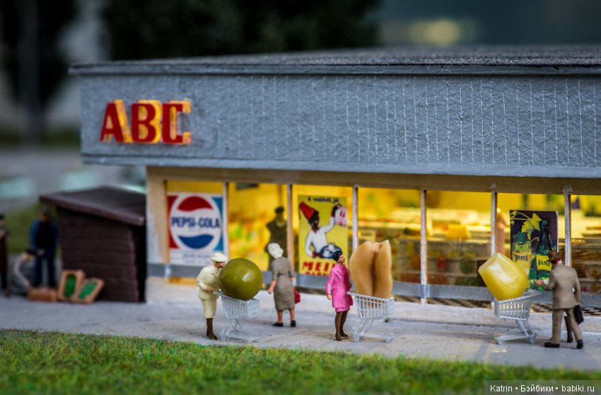 Крошечные миры Питера Чаквари (фото 3)