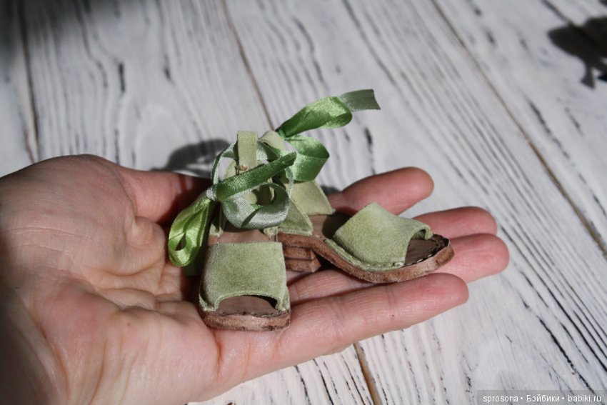 Встаньте, тапки... встаньте в ряд