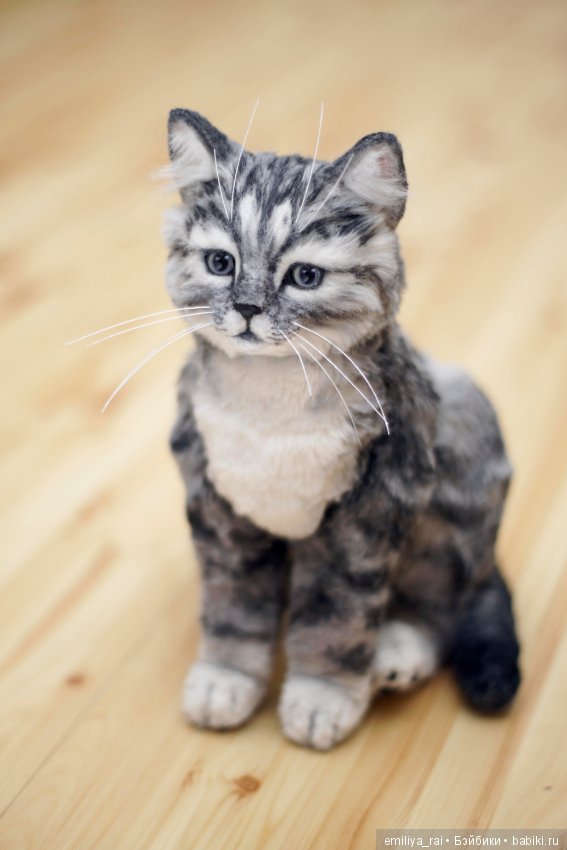 Полосатый котенок — Игрушки в смешанной технике (мех и глина): Арт (фото 3)