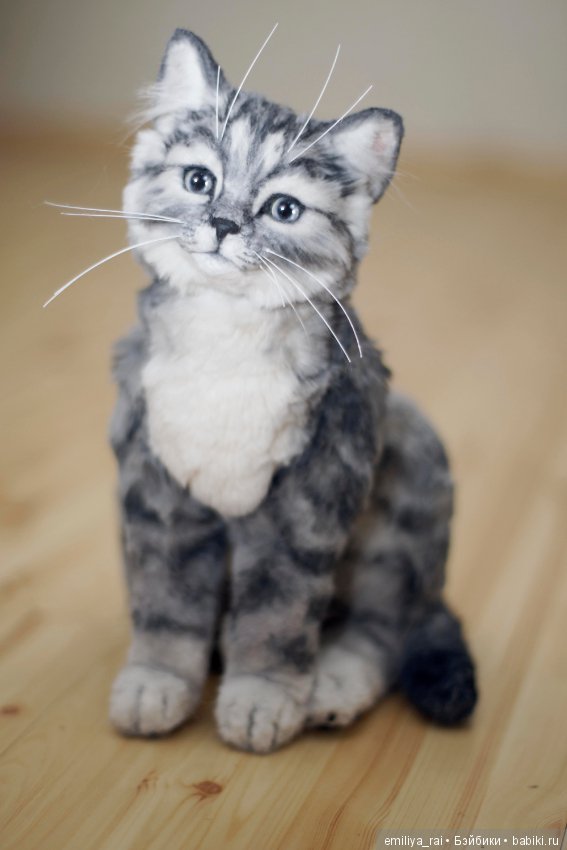 Полосатый котенок — Игрушки в смешанной технике (мех и глина): Арт