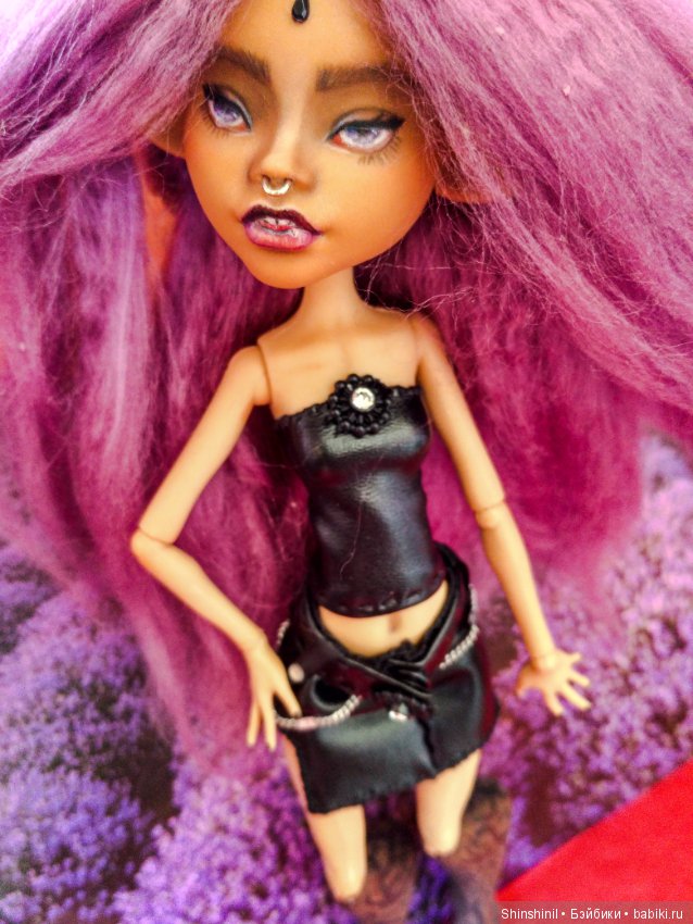 Сатирша из подделки Монстр Хай