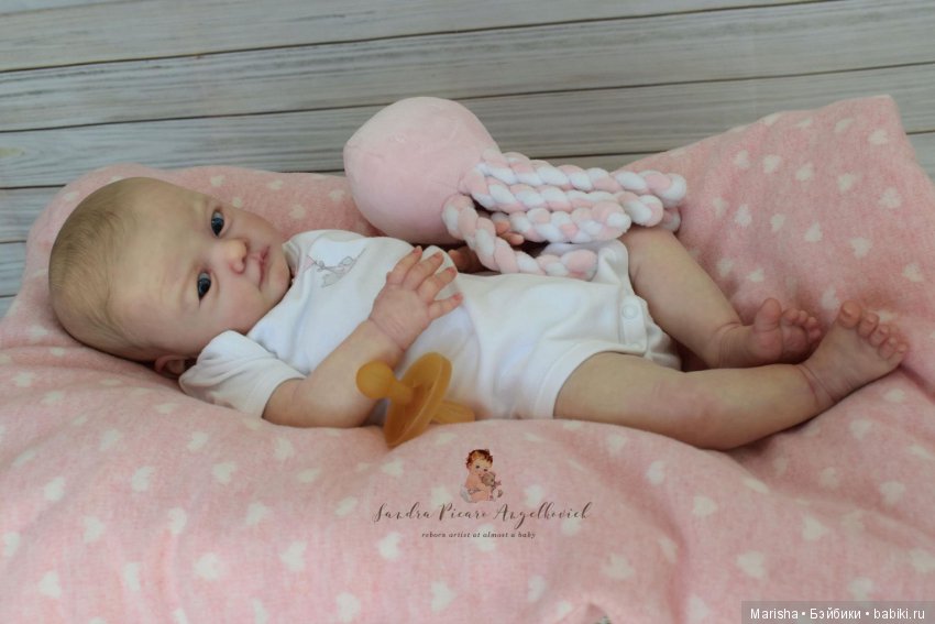 Tony скульптора Gudrun Legler, автор прототипа Sandra Picaro Angelkovich