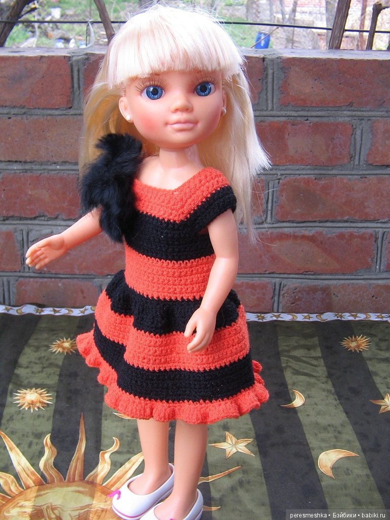 Весенний променад или девушки с характером