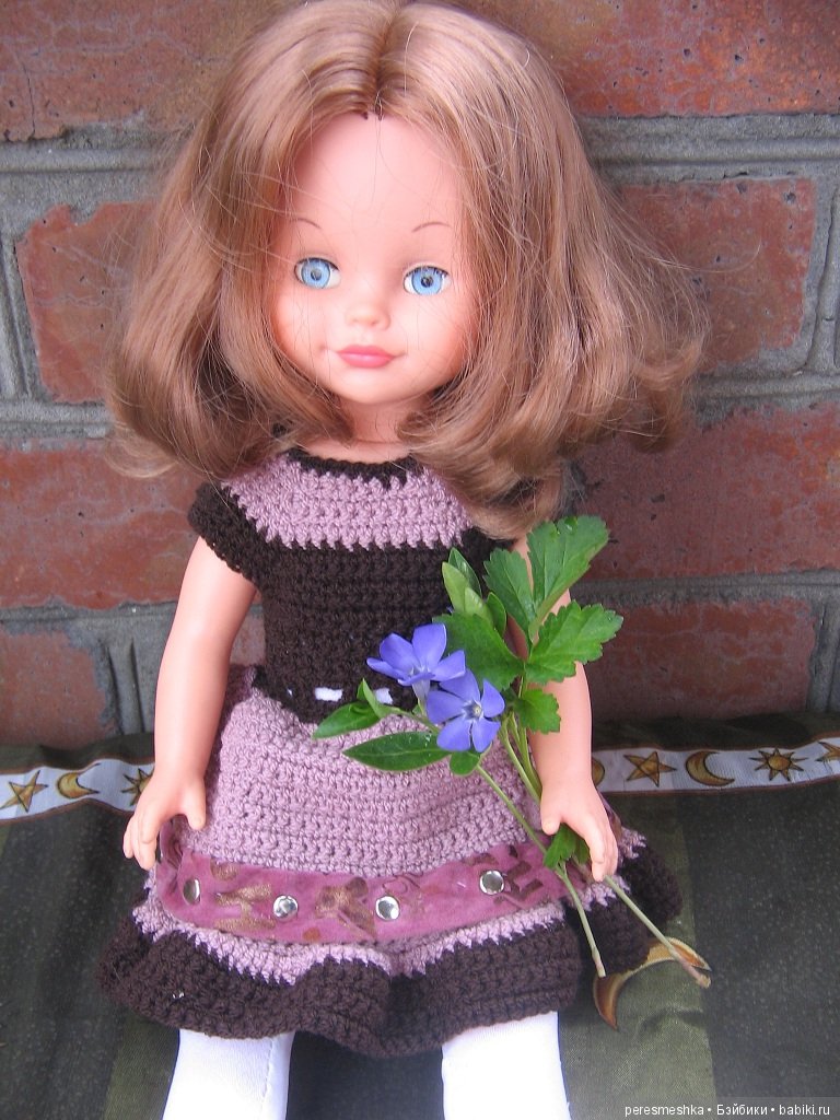 Весенний променад или девушки с характером