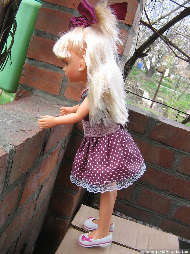 Весенний променад или девушки с характером