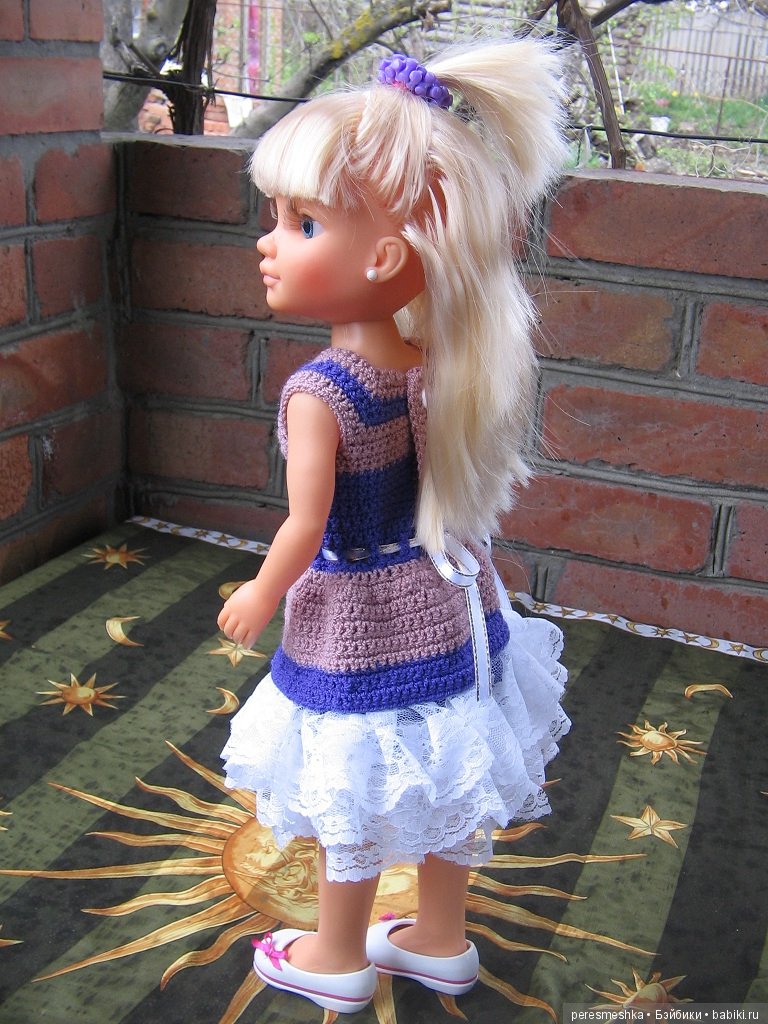 Весенний променад или девушки с характером