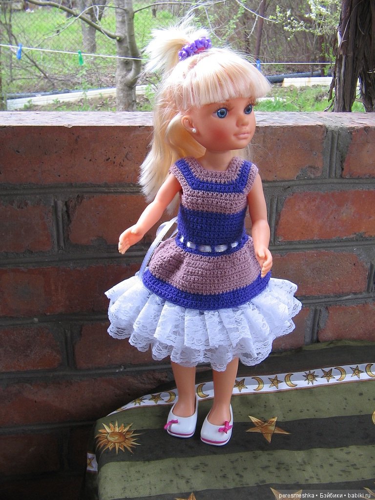 Весенний променад или девушки с характером