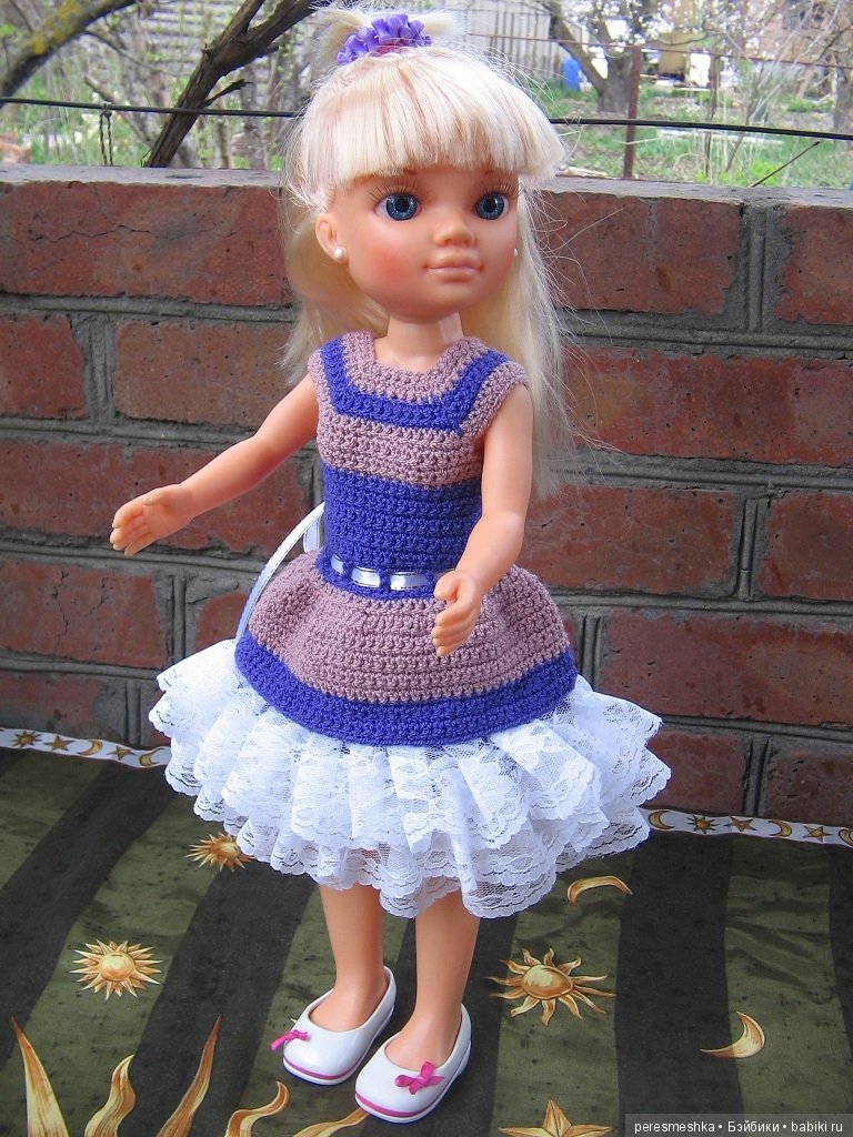 Весенний променад или девушки с характером