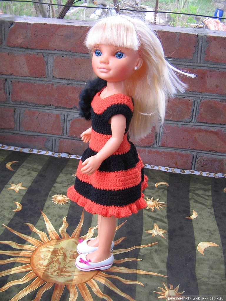 Весенний променад или девушки с характером