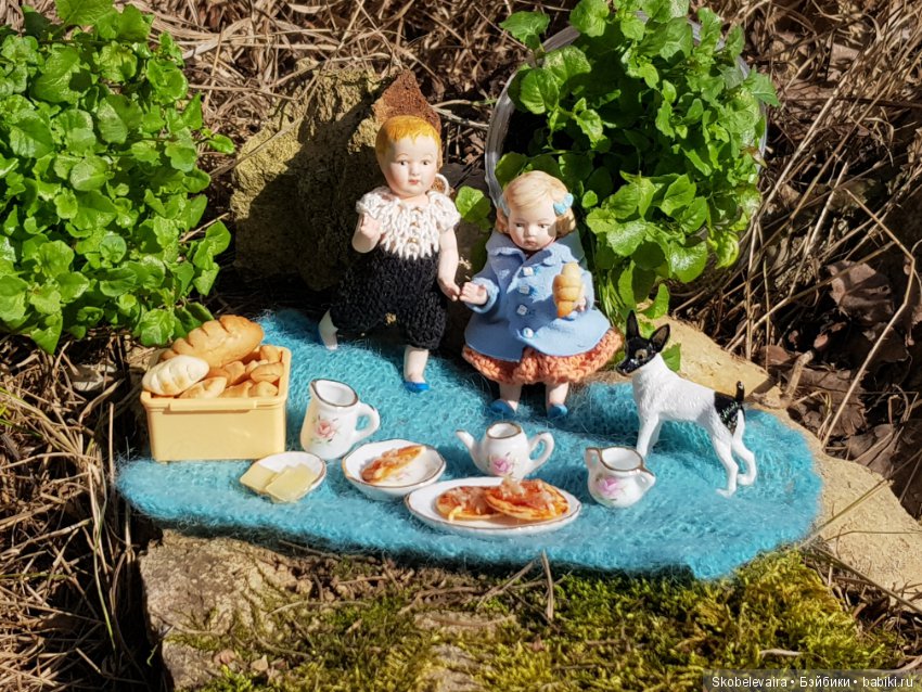 Напекли пирожков и отправились на пикник