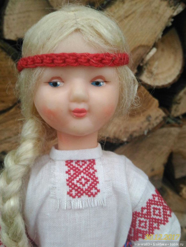 Советская кукла 60-х годов в славянской рубахе (фото 3)