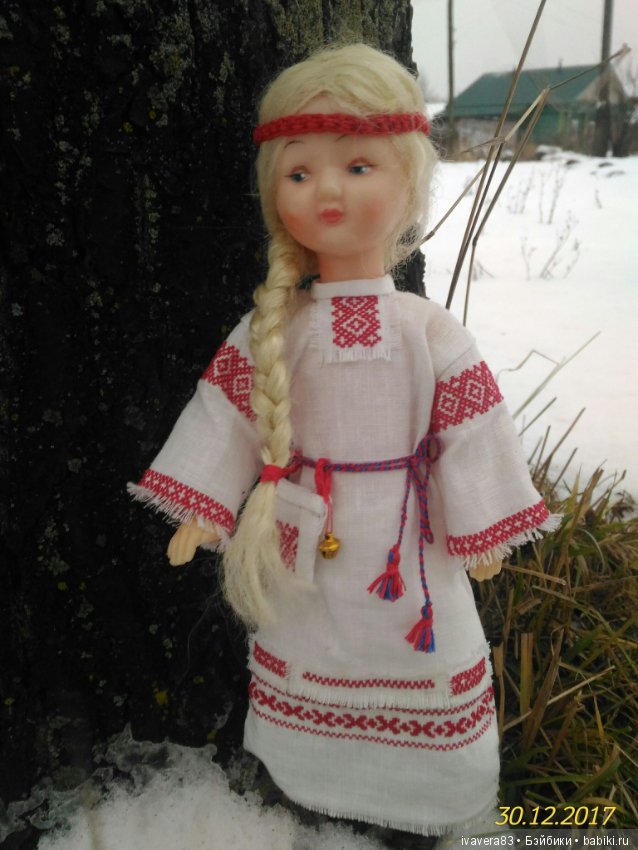Советская кукла 60-х годов в славянской рубахе (фото 7)
