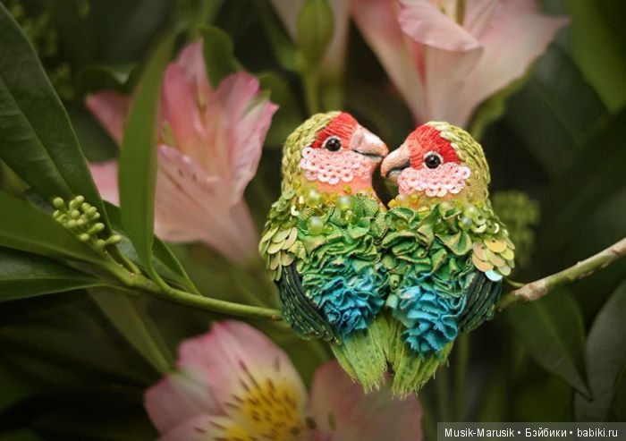 20 волшебных творений из шёлка, бисера, пайеток и страз (фото 8)