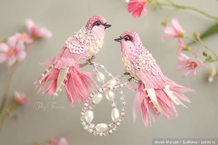 20 волшебных творений из шёлка, бисера, пайеток и страз