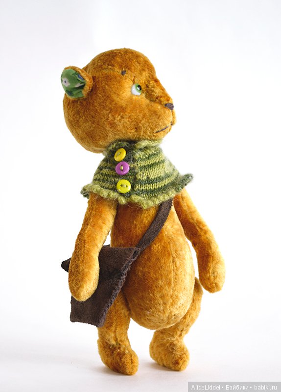 Очень серьёзный медведь пришёл