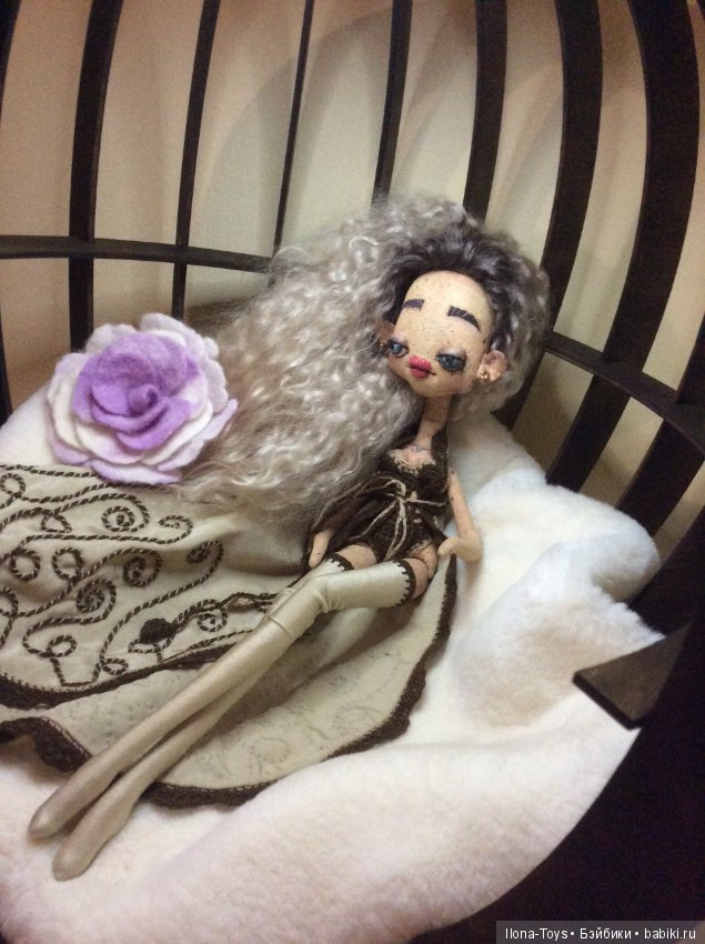 Авторская, текстильная кукла от LEROOSH