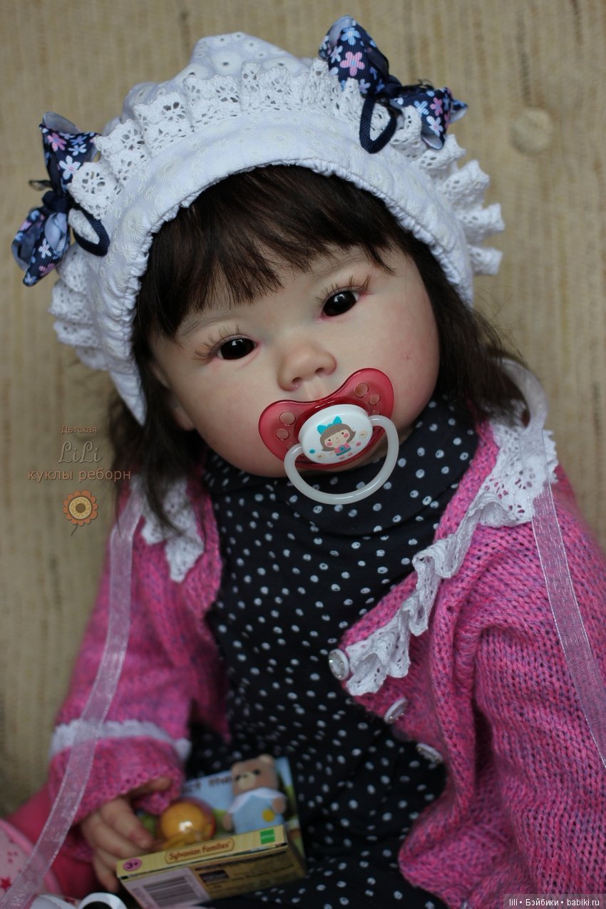 Азиаточка Кана, скульптор Ping lau