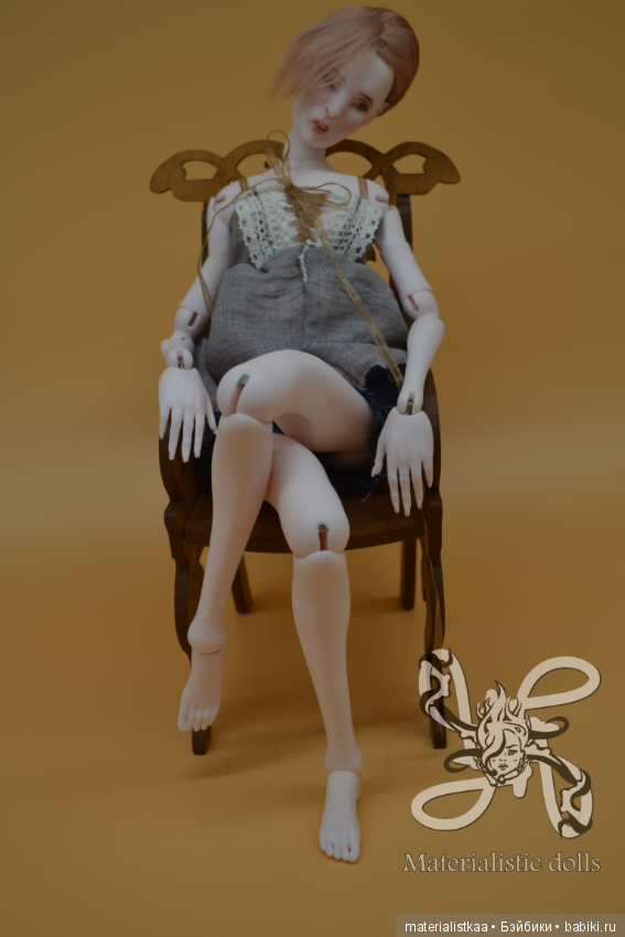 Самая первая дева от нашего дуэта Materialistic dolls