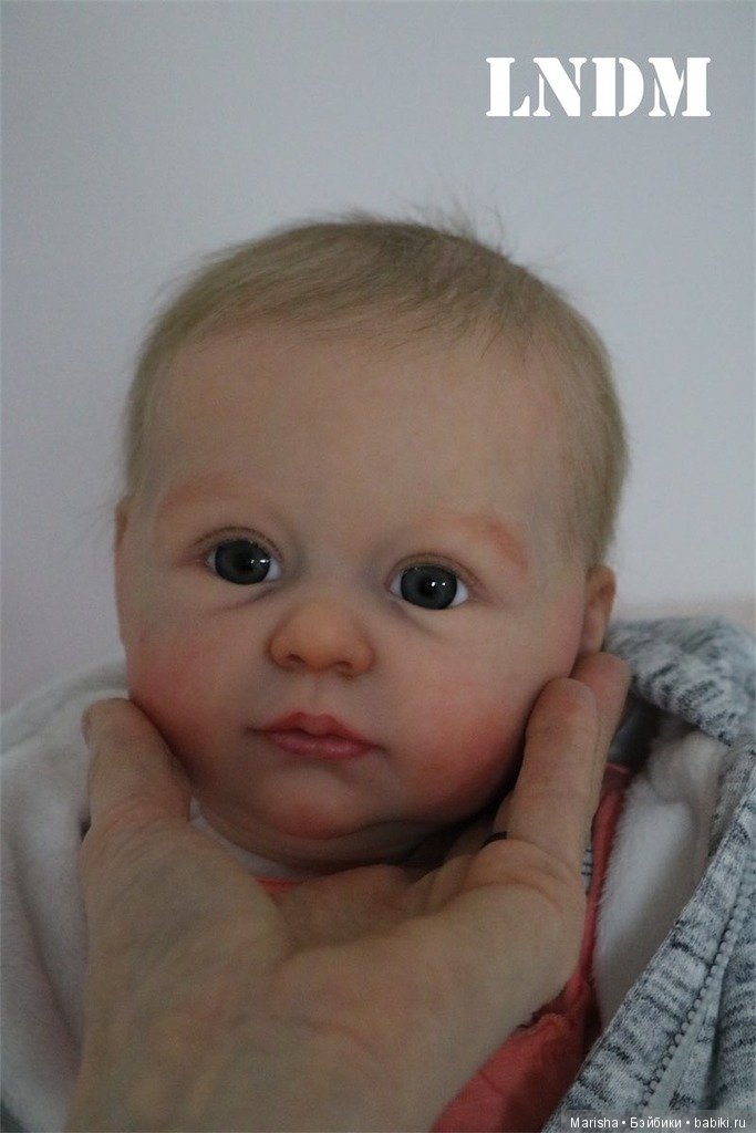 Sophie скульптора Ann Timmerman, автор прототипа детская La Nurserie de Marie