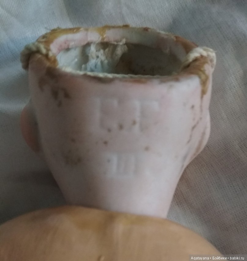 Добрый день ! Помогите опознать куклу (фото 2)